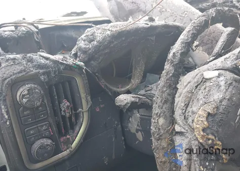 2020 Chevrolet Silverado 1500 4Wd Short Bed Rst/4Wd Standard Bed Rst из США, поврежденный, VIN 1GCUYEET7LZ377385